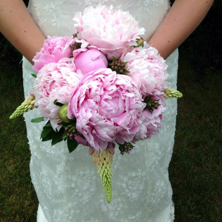 DIY Wedding Bouquet using flowers from your backyard. Save money and make one for a beautiful bride.