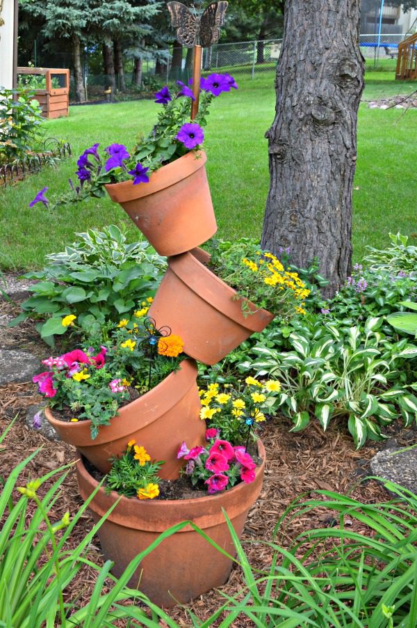 Birdhouse Garden Decor Idea on a Budget